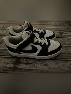 Nike Kids Court Borough Low Recraft Sneakers (Panda Black/White)